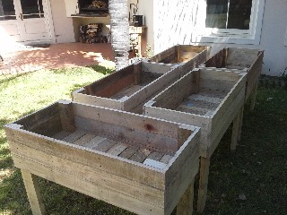 Reclaimed-wood-Garden-Planter